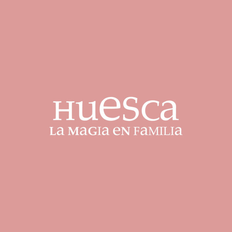 Logotipo La Magia en Familia Logotipo La Magia en Familia